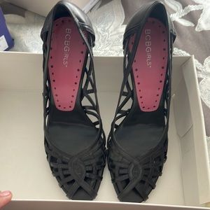 Black Cage Toe BCBG Leather Heels 4-inch